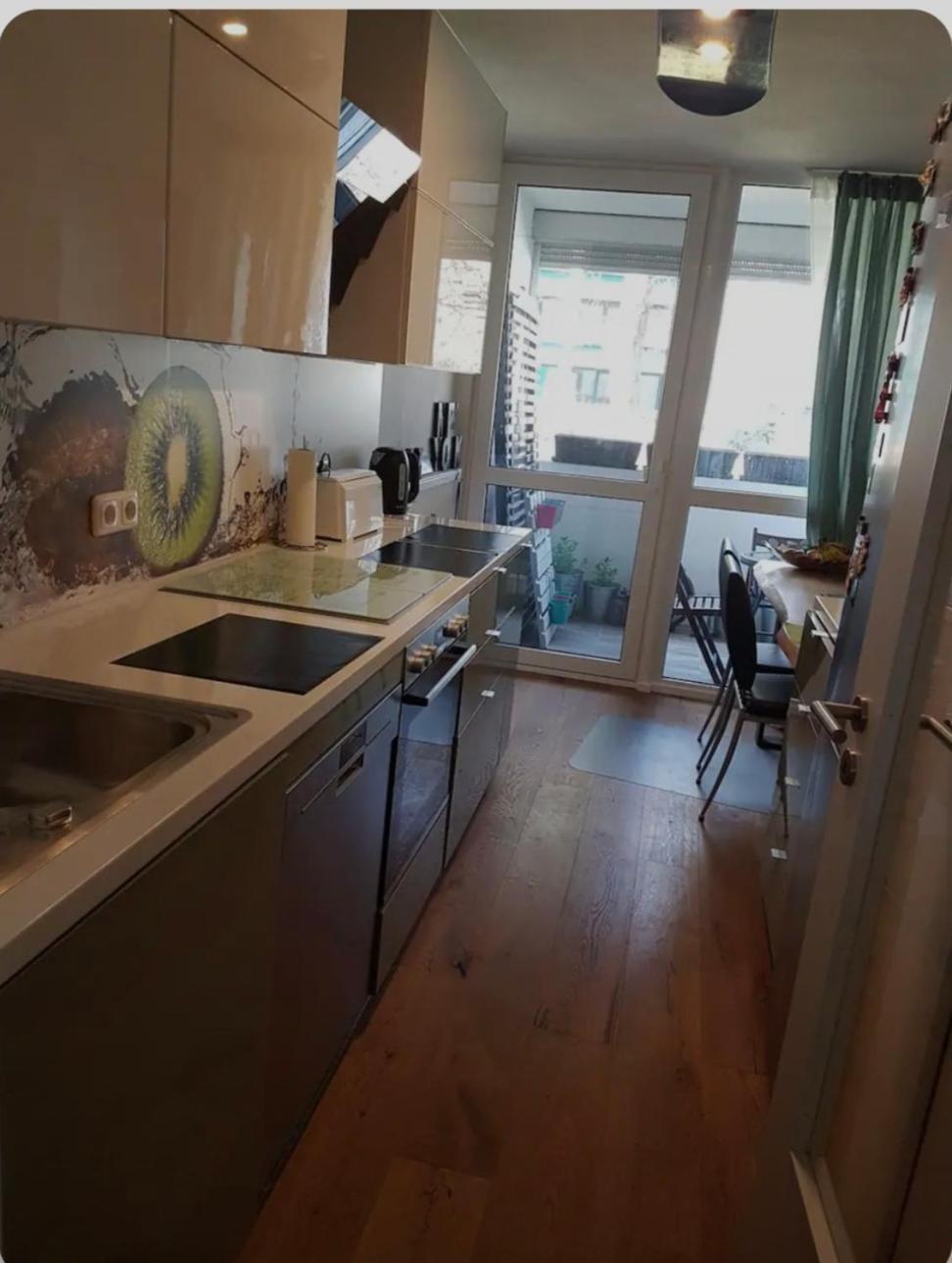 Modern, Bis 4 Personen, Altstadt Fusslaeufig Appartement *