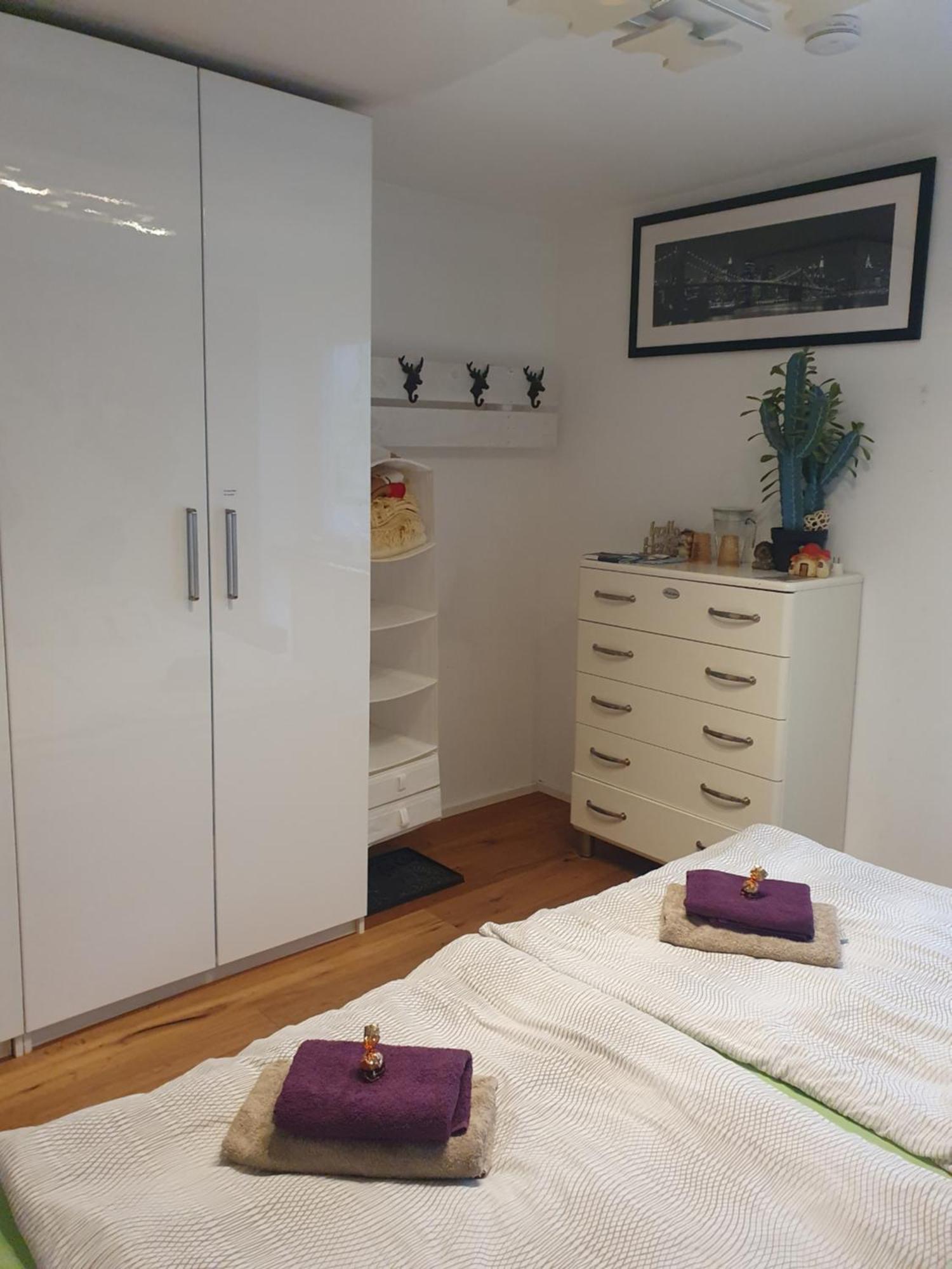 Modern, Bis 4 Personen, Altstadt Fusslaeufig Landshut