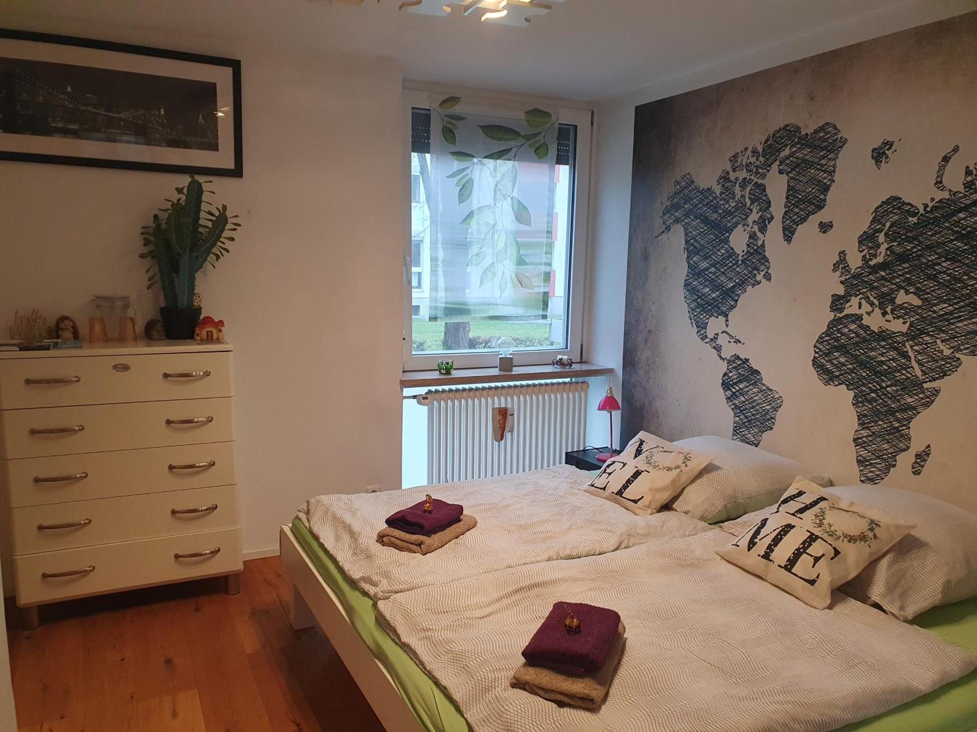 Modern, Bis 4 Personen, Altstadt Fusslaeufig